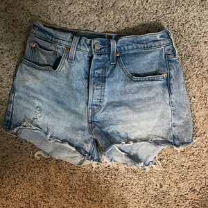 Levi jean shorts!
